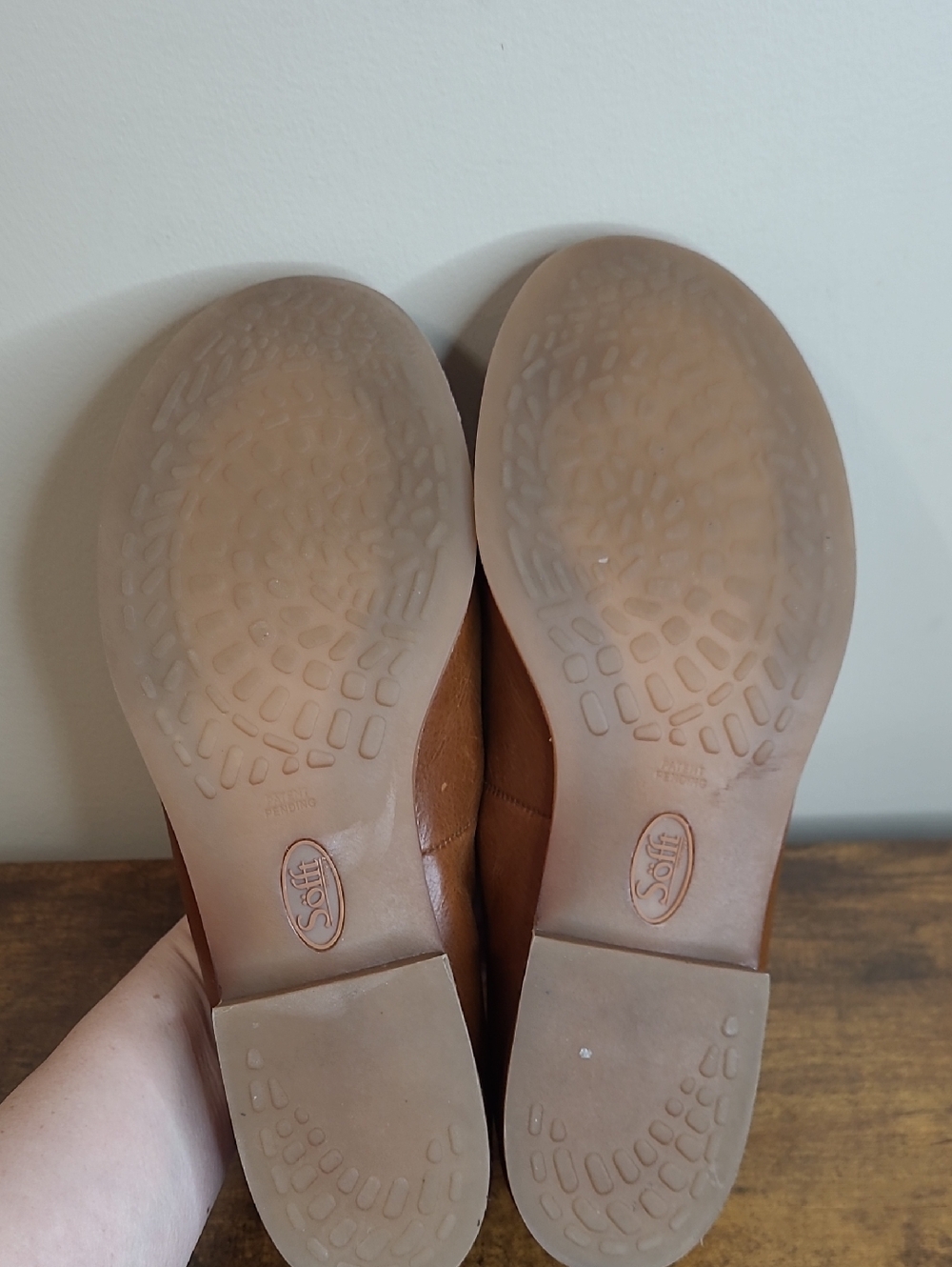 Sofft Light Brown/Tan Leather Slip-On Loafers size 10 - Picture 8 of 10